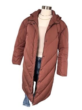 Full length insulated winter puffer coat hooded mauve brown chevron S
